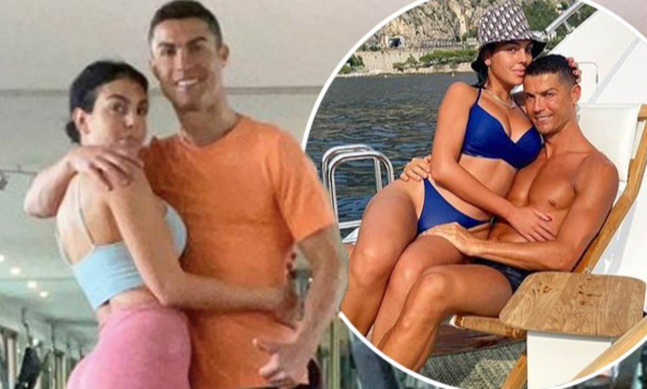 Naked Christiano Ronaldo