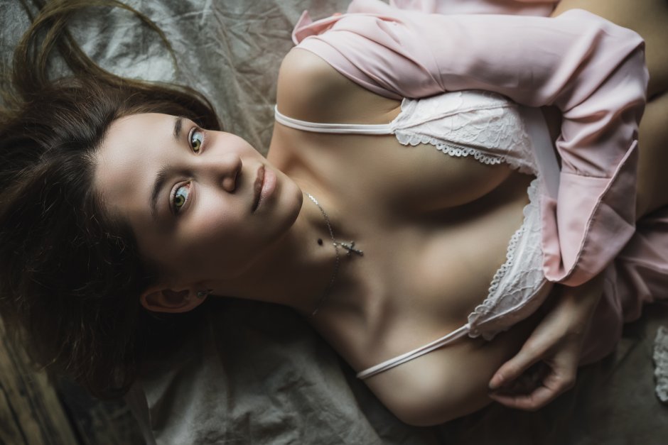 Male force in bed