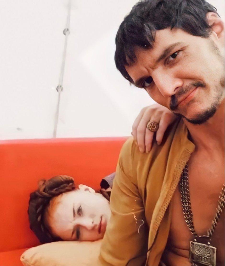 Pedro Pascal bed scenes