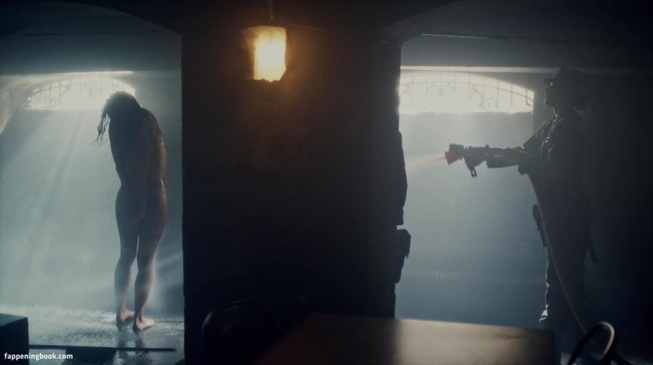 Kate del Castillo Nude Scenes