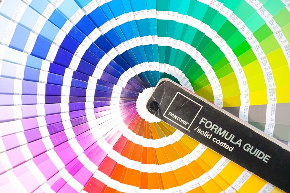 Palitra Panton CMYK