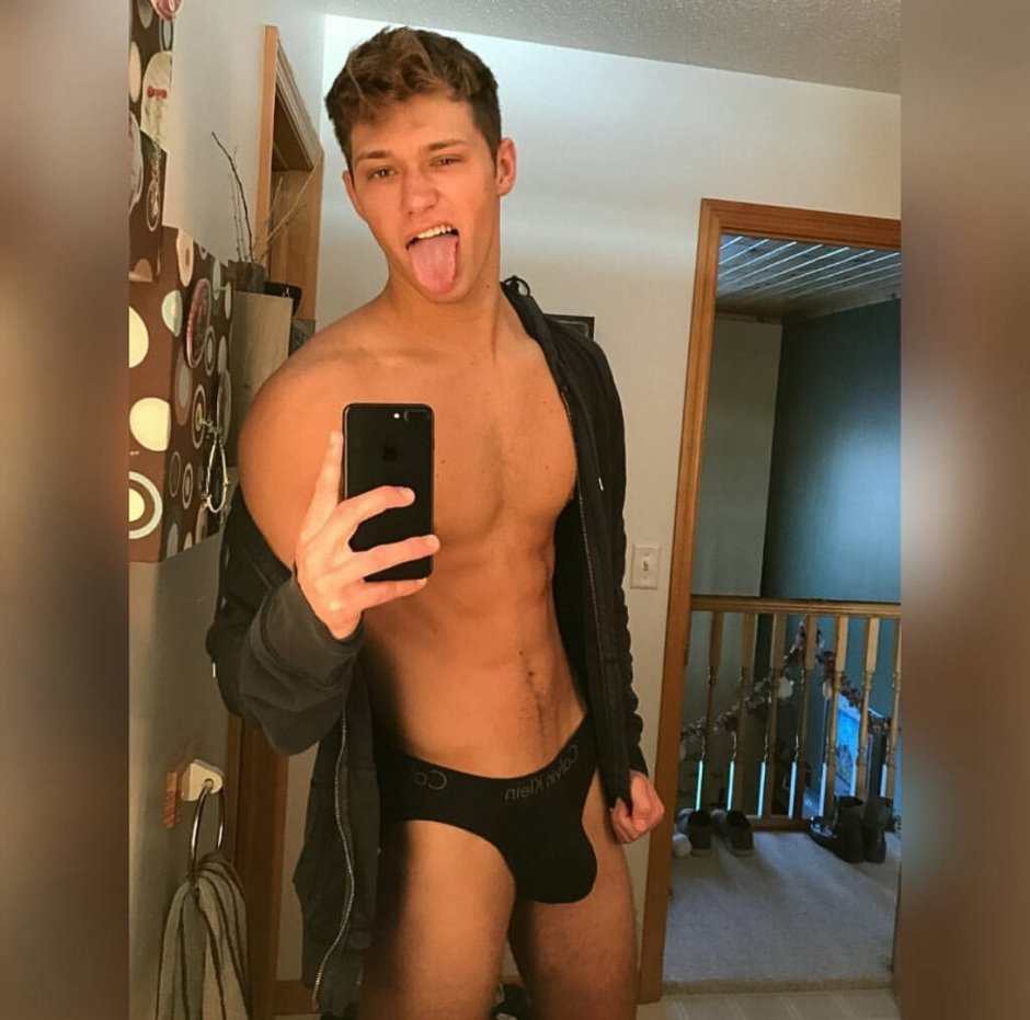 Kaya Gerber exposed