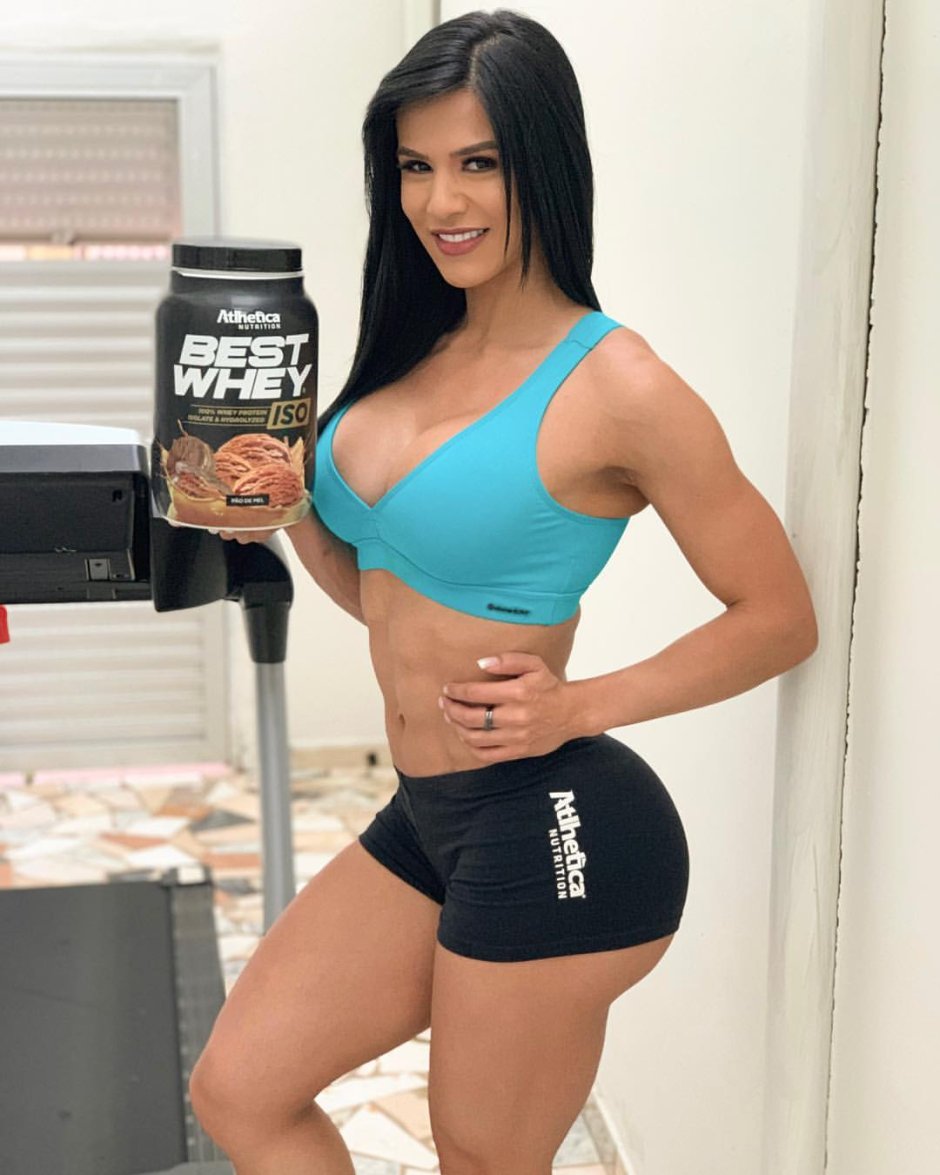 Eva Andress Viyira Nude