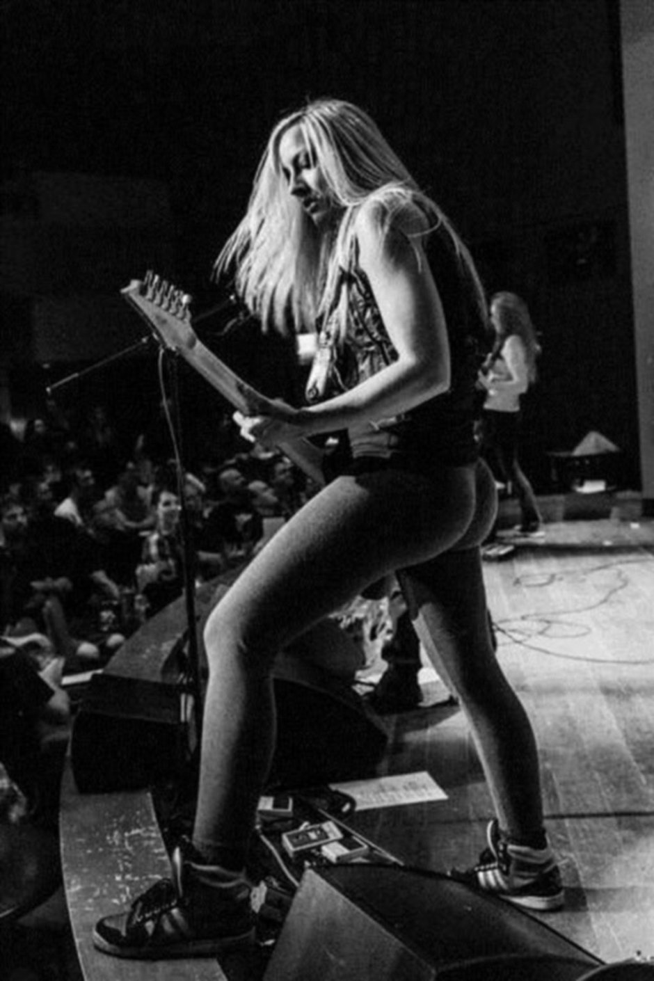 Controlled Chaos Nita Strauss