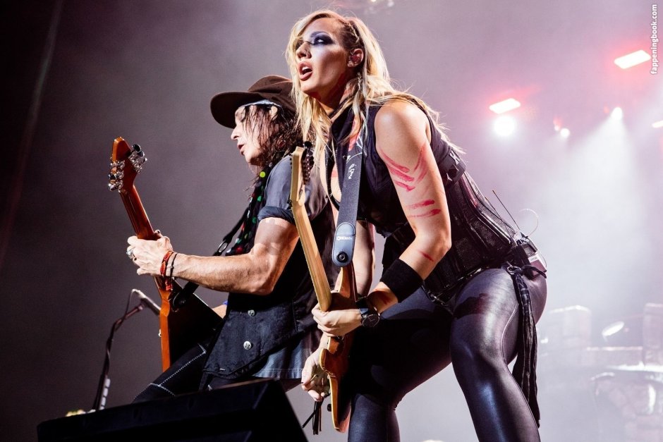 Nita Strauss