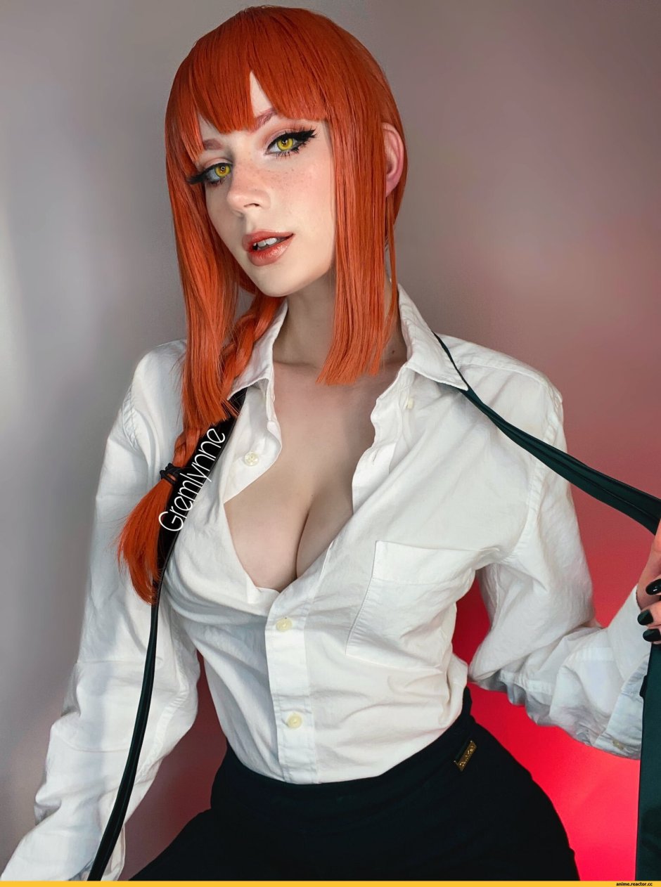 Cosplayers Alva