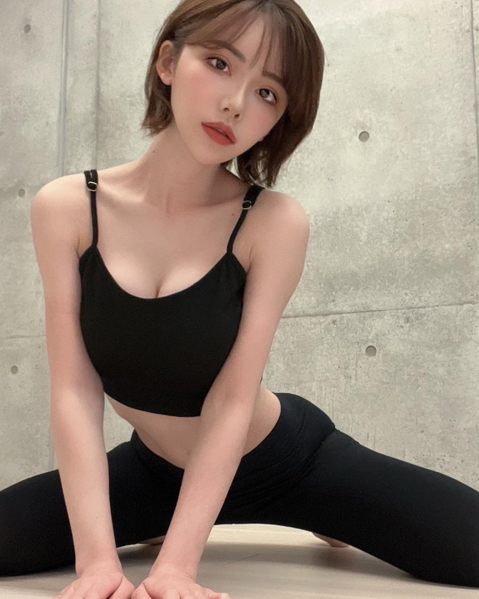 Aimi Fukada 18