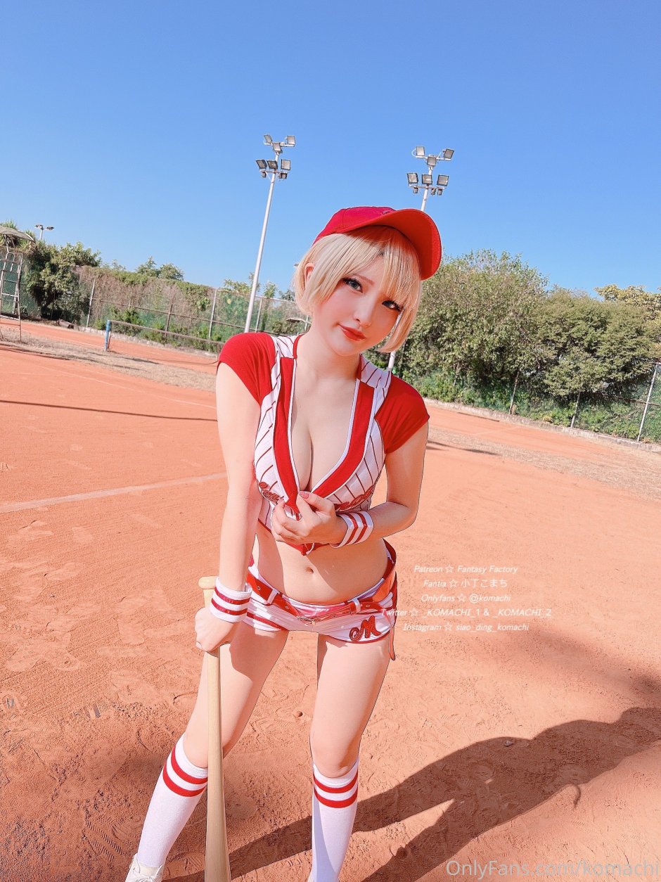 Fantasy Factory cosplay