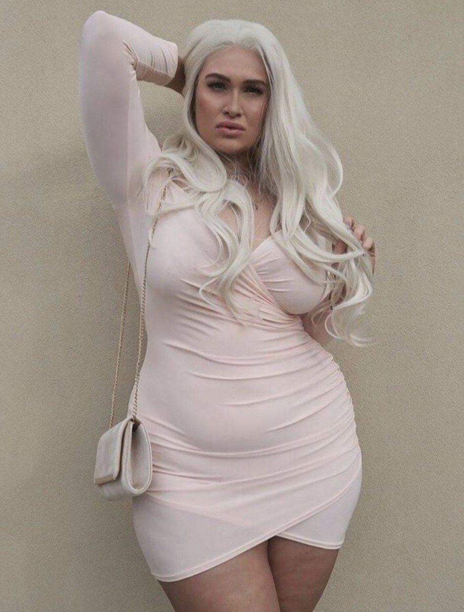 Michaela Reidi plus saz