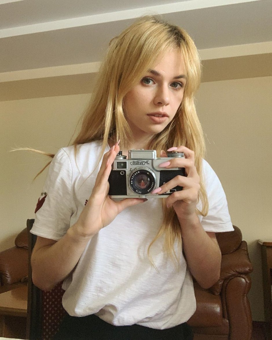 Private photo albums 18