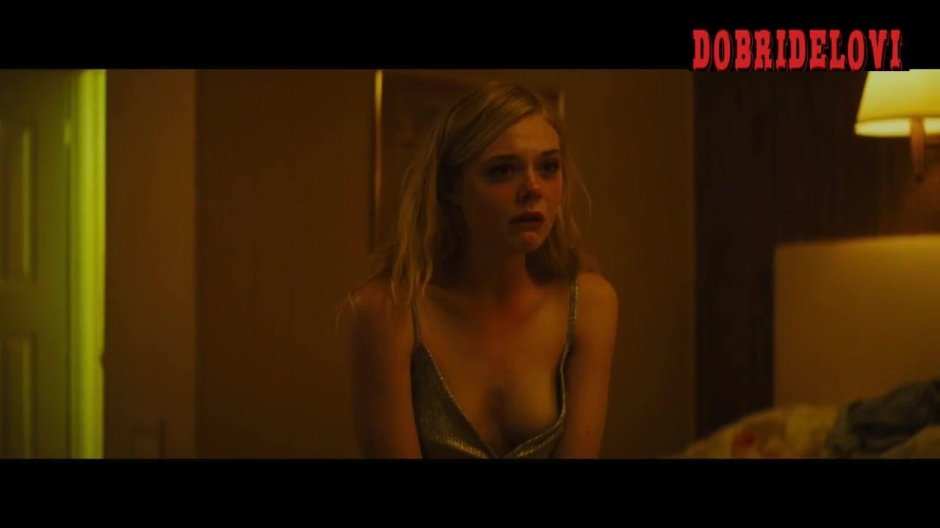 El Fanning Naked in the film