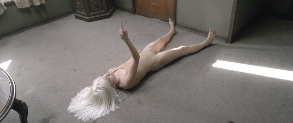 Sia Chandelier Dancer