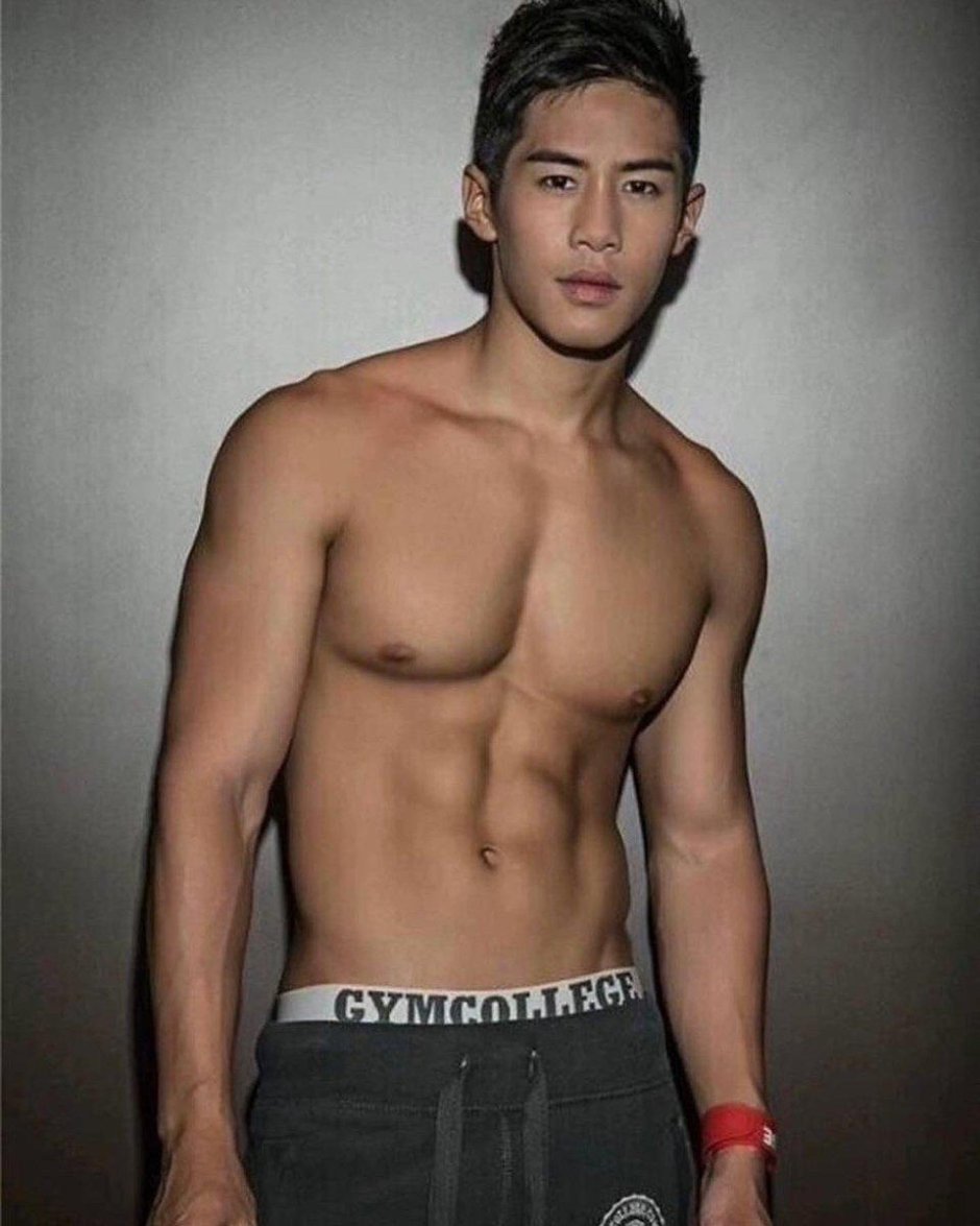 Beautiful press among Asians