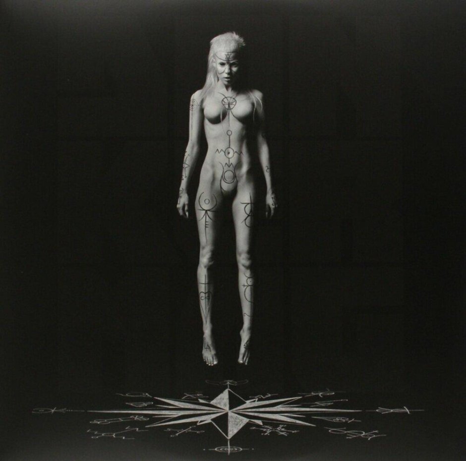 Die ANTWOORD YOLANDIO FISSER 18