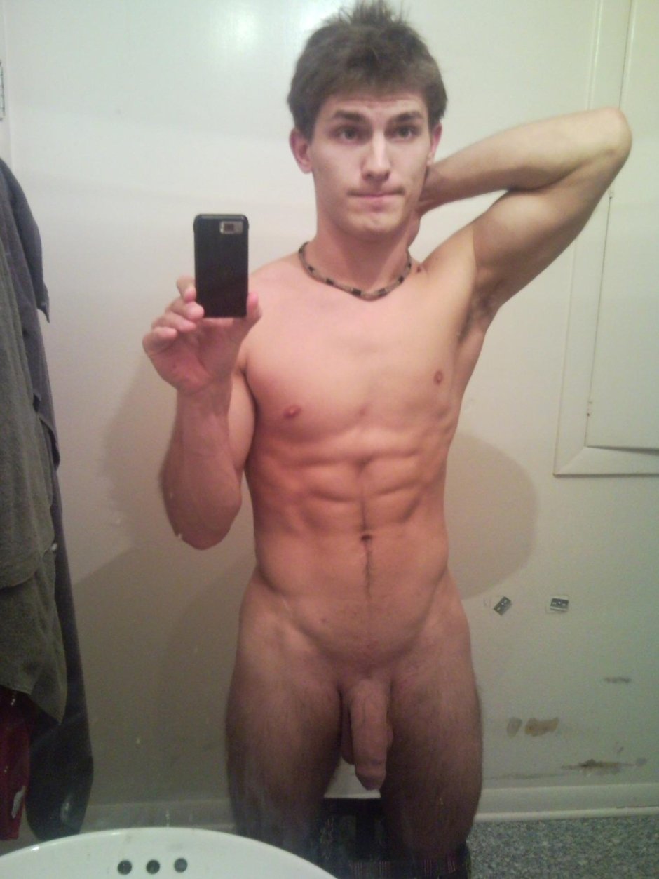 Nude dudes boys Selfies from top to bottom