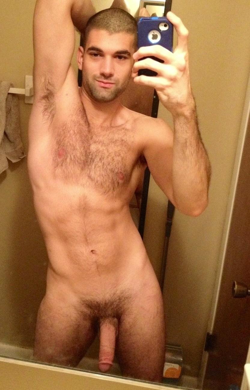 Hairy guy nude selfie