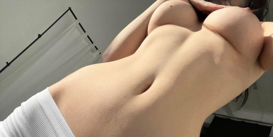 Marianna Mosesova plum