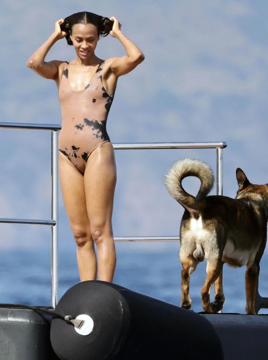 Actress Zoe Saldana Nude