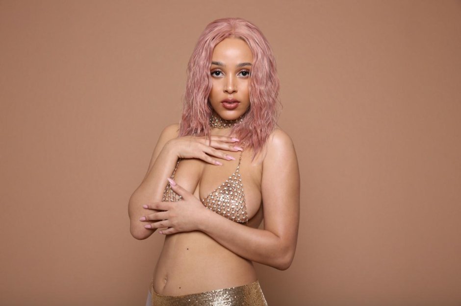 Singer Doja Cat drain