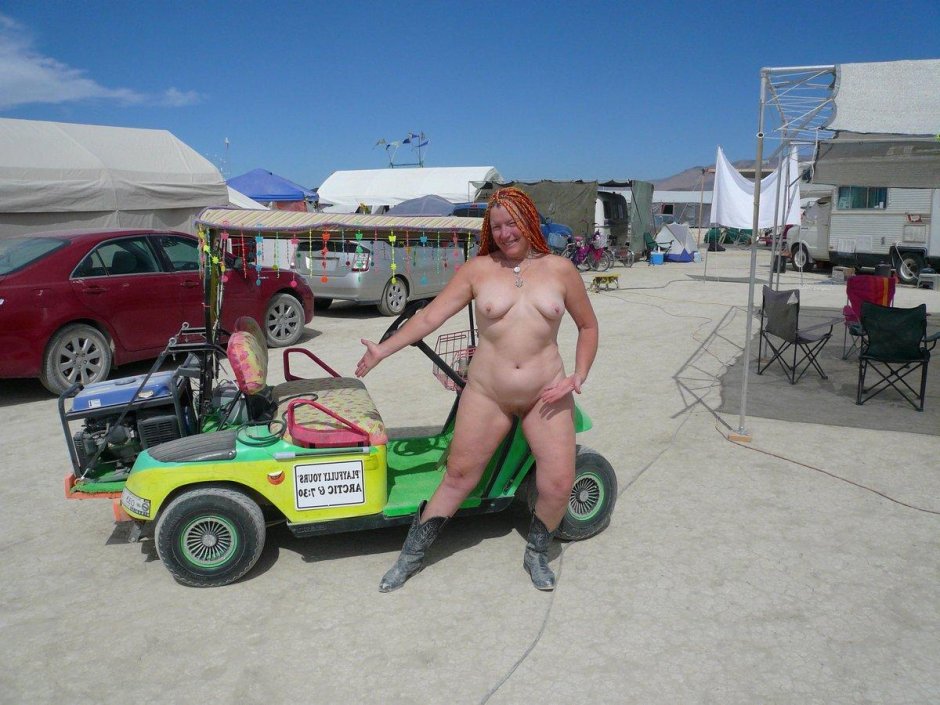 Berning Maning Man festival Nude