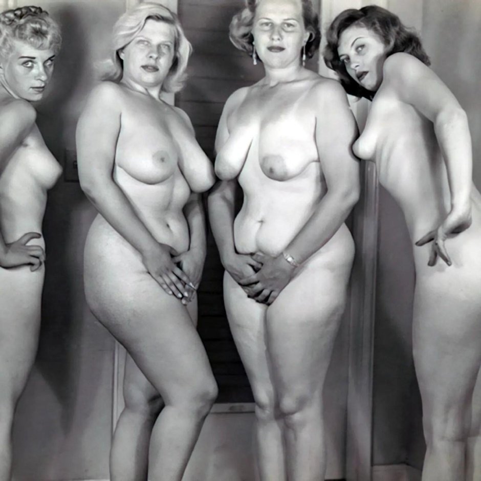 Naked women 1940 and now