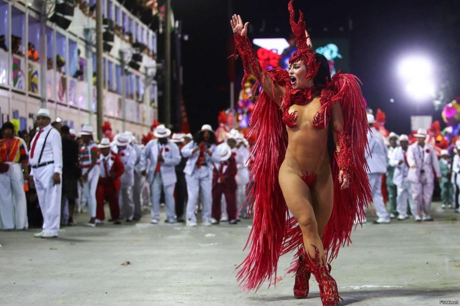 Viviana Castro Carnival