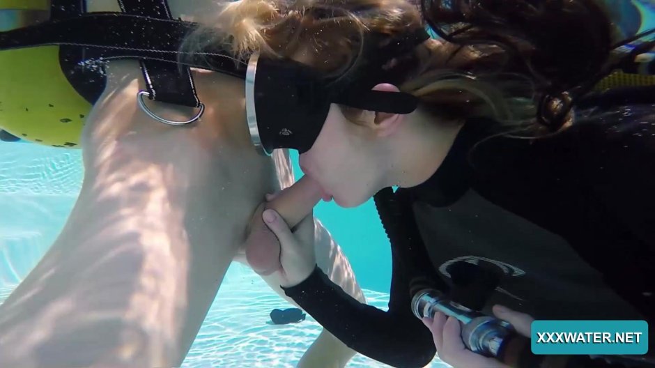 Saw in the pool under water