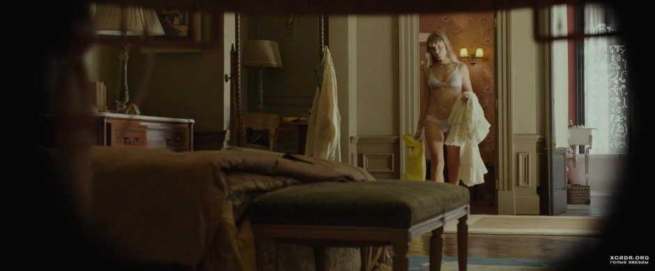 Melanie Laurent naked in films