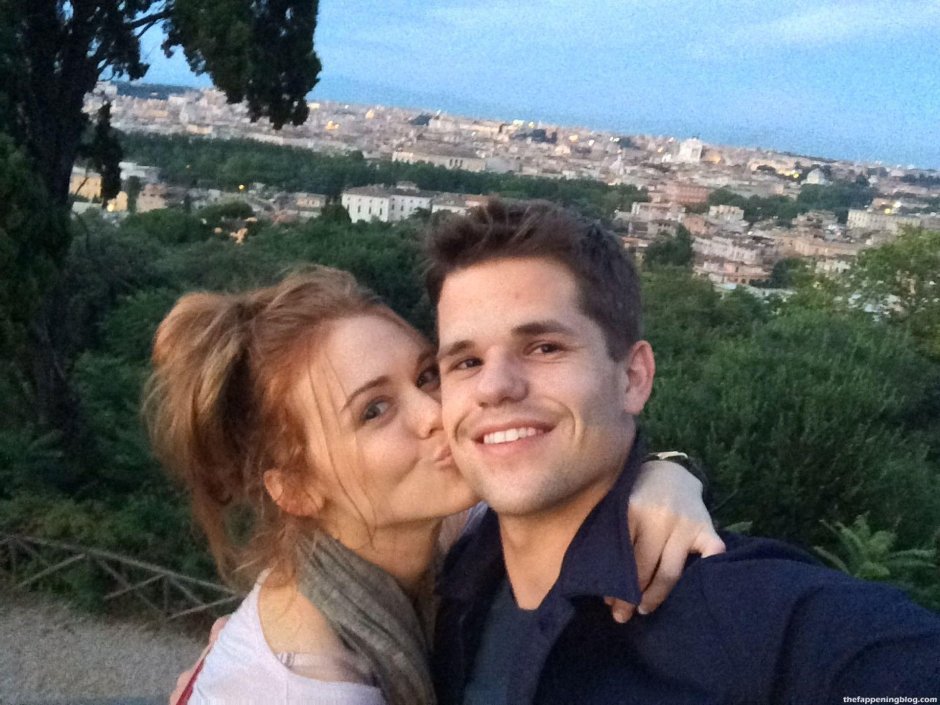 Ian Bohen and Holland Roden