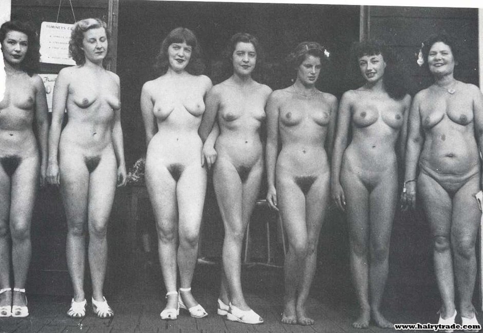 Many naked women Retro