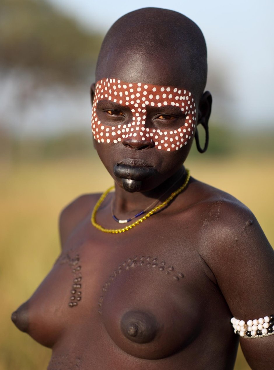 Naked African women