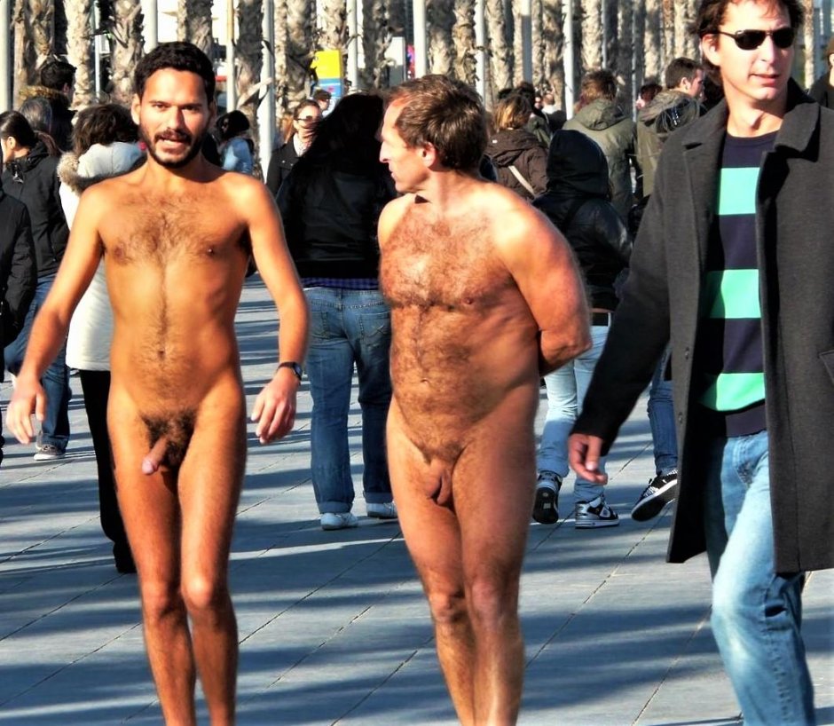 Sports in naked CFNM