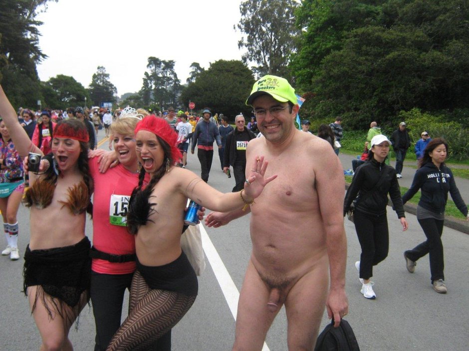 Cfnm public streetfolsonstreetcfnmcfnm folsomasian cfnm public