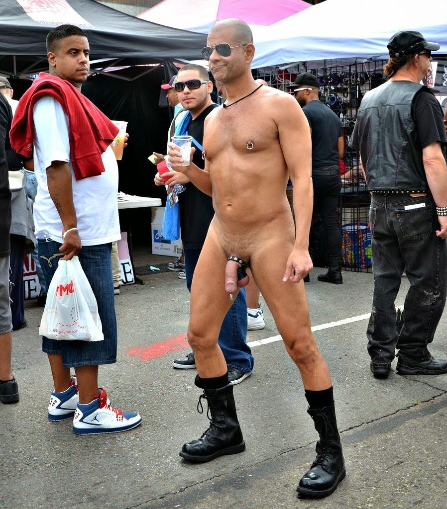 Full naked male Uncensored Mall