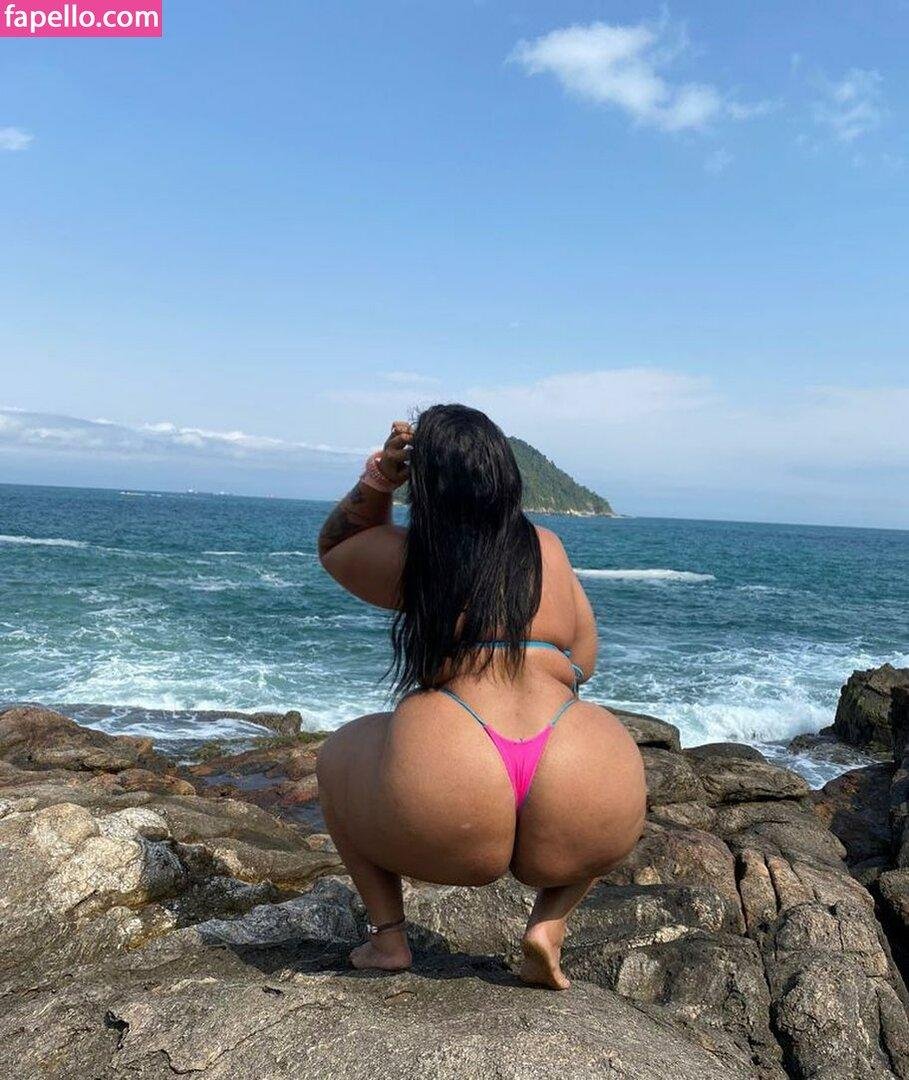 Chubby White pawgs naked hot