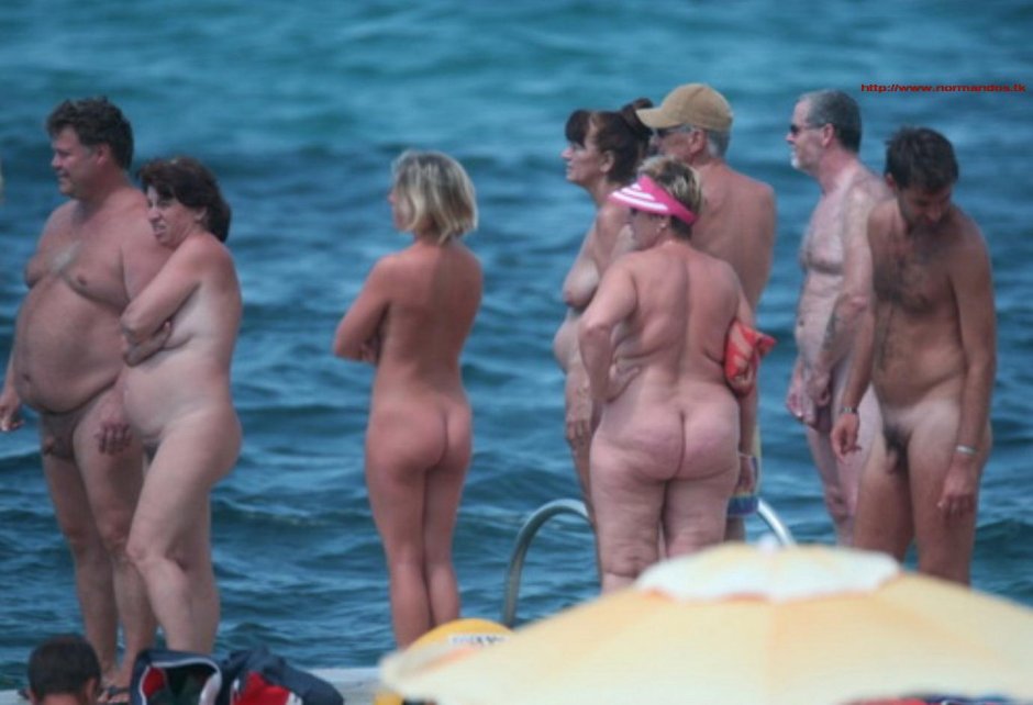 Older nudist families