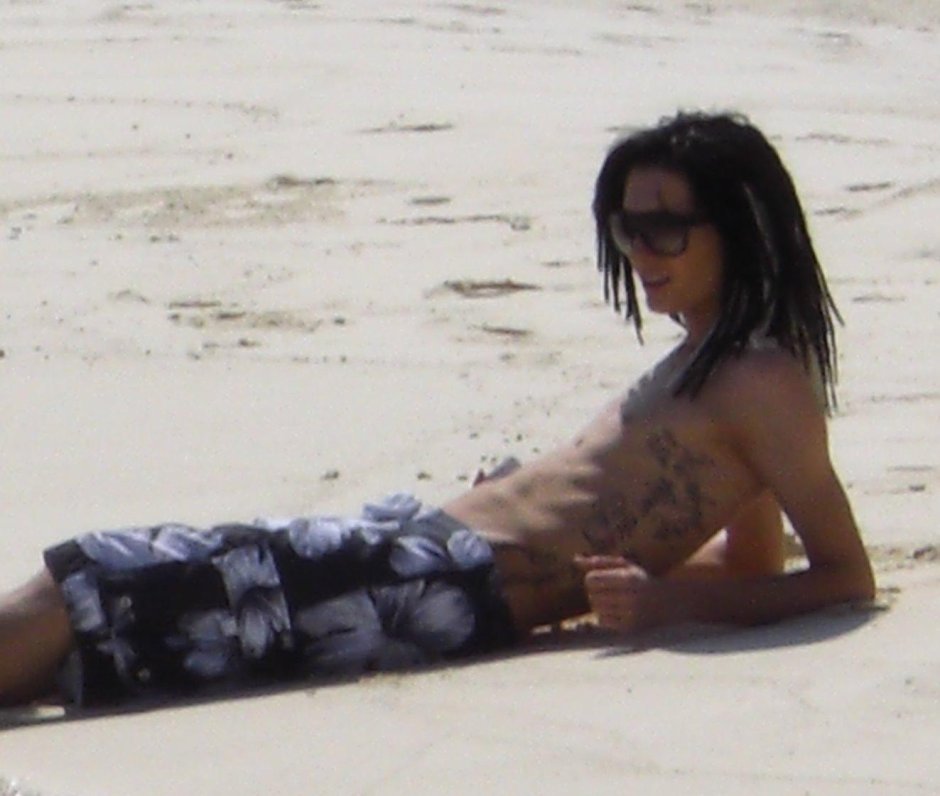Bill Kaulitz naked