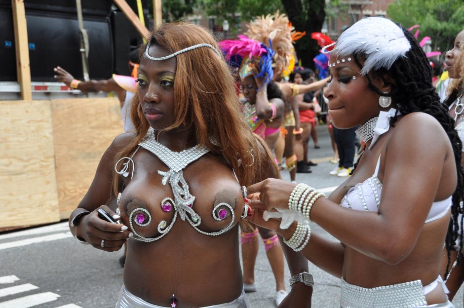 Naked black woman on the carnival