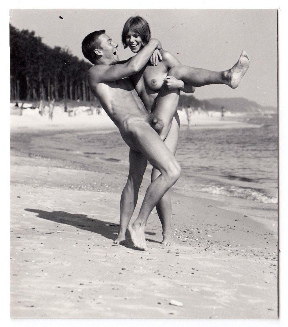 Soviet families on nude beach