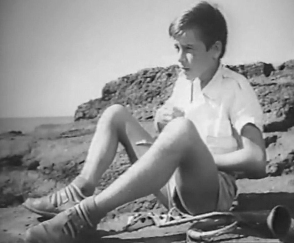 Boys in Retro shorts