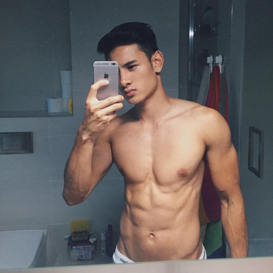 Muscles of Korean handsome guys