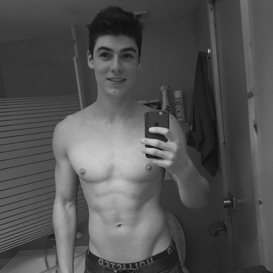 Stevy Selfies of a soldier