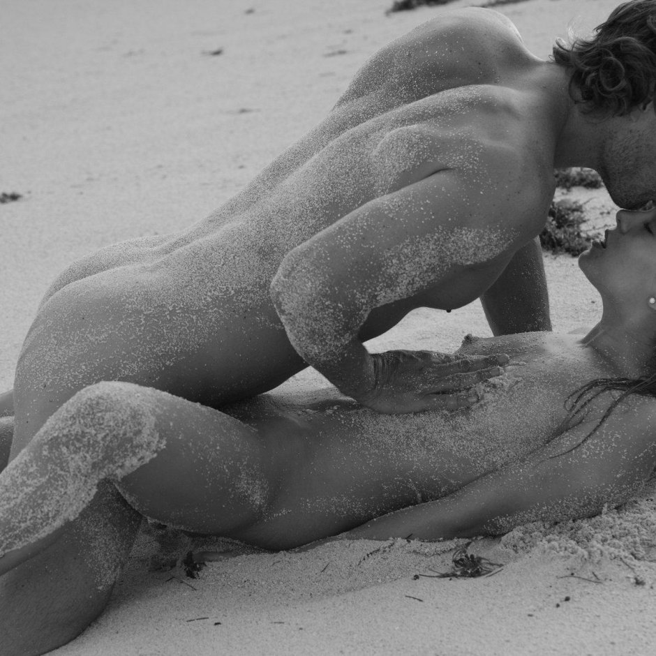 Beautiful naked pairs on the beach