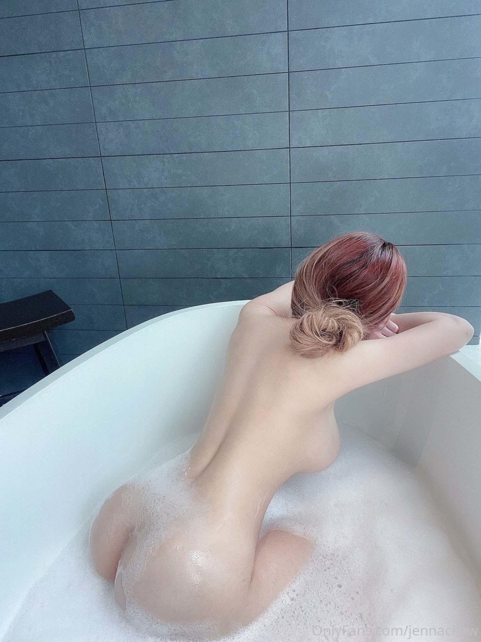 Erotic photos Jenna Chew