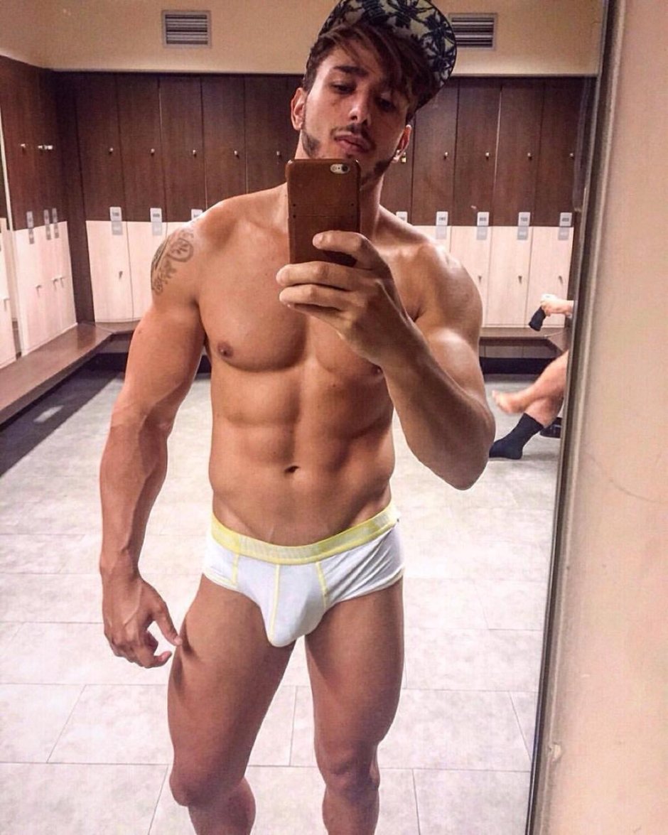 Boy UnderWear Big Bulge Selfy