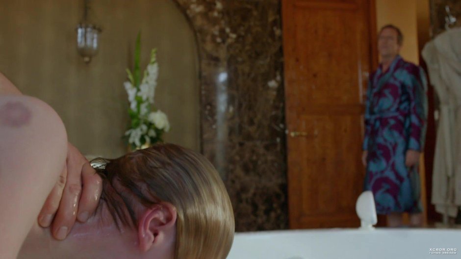 Elizabeth morons boobs