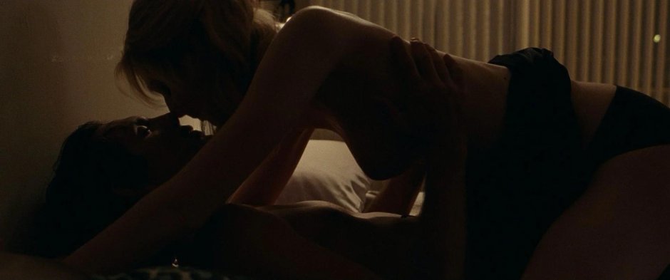 Elizabeth moron Naked in the film