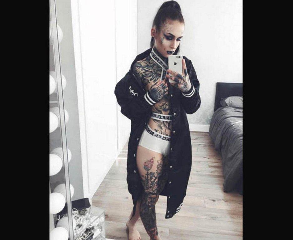 Monami Frost Pregnant