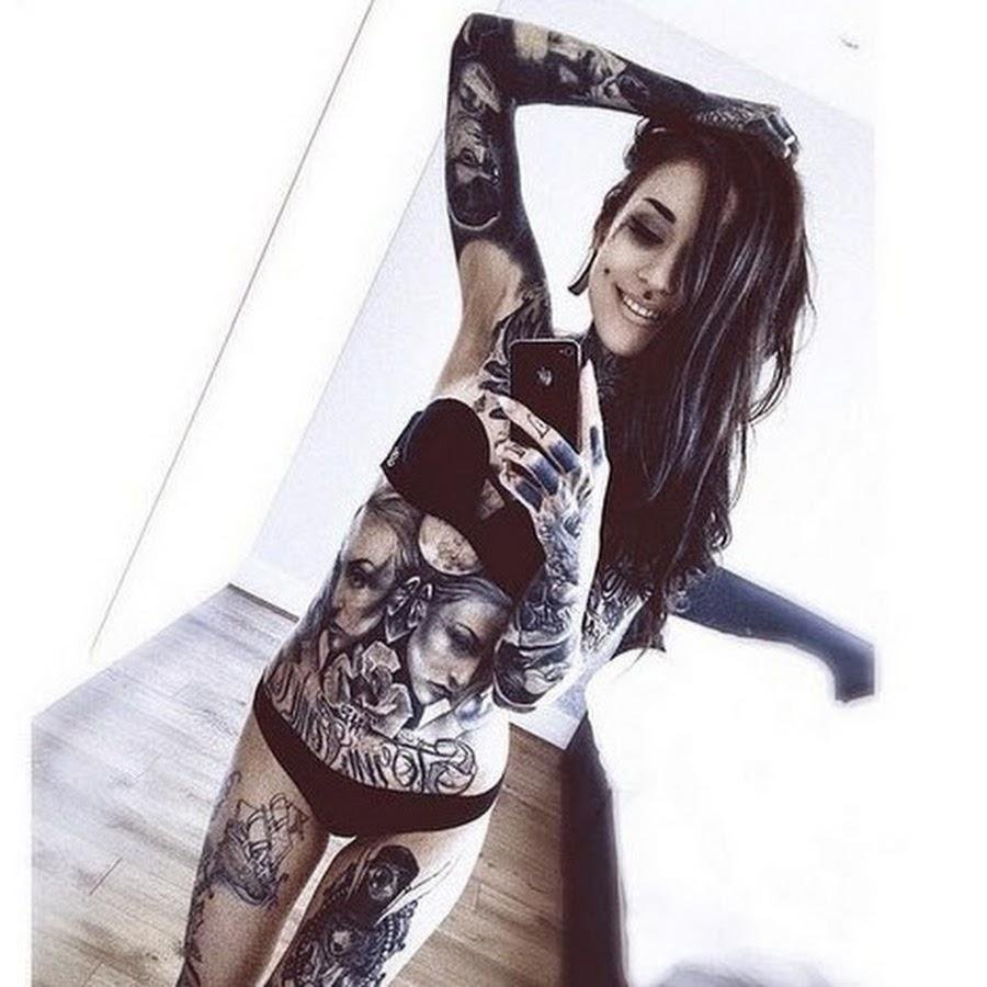 Monami Frost