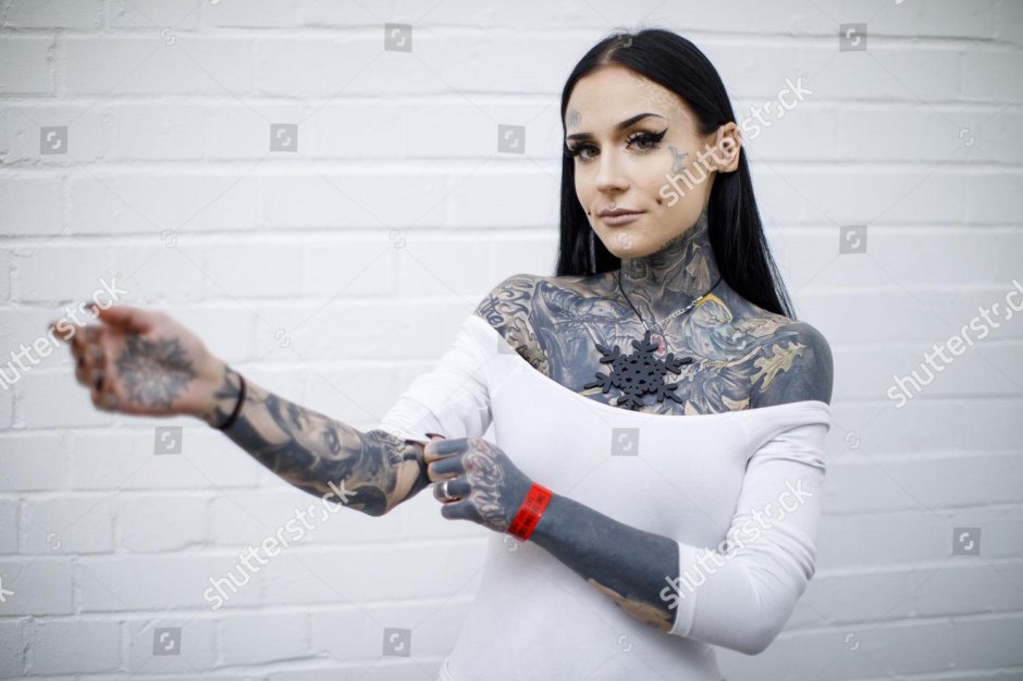 Monami Frost
